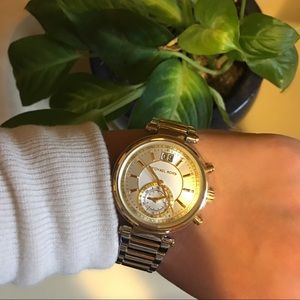 ✨MICHAEL KORS WATCH✨